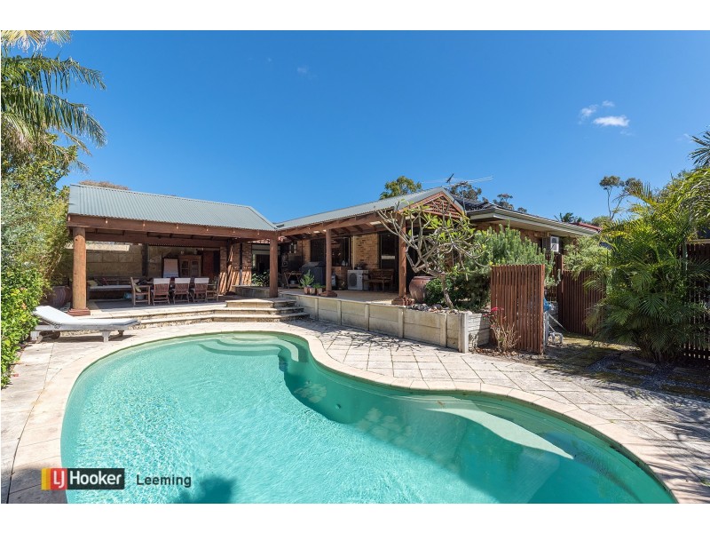 3 Rae Place, Leeming WA 6149