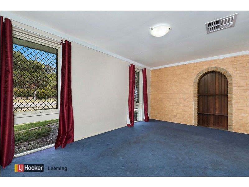 6 Watsonia Street, Maddington WA 6109
