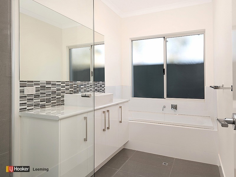 20A Clara Road, Hamilton Hill WA 6163