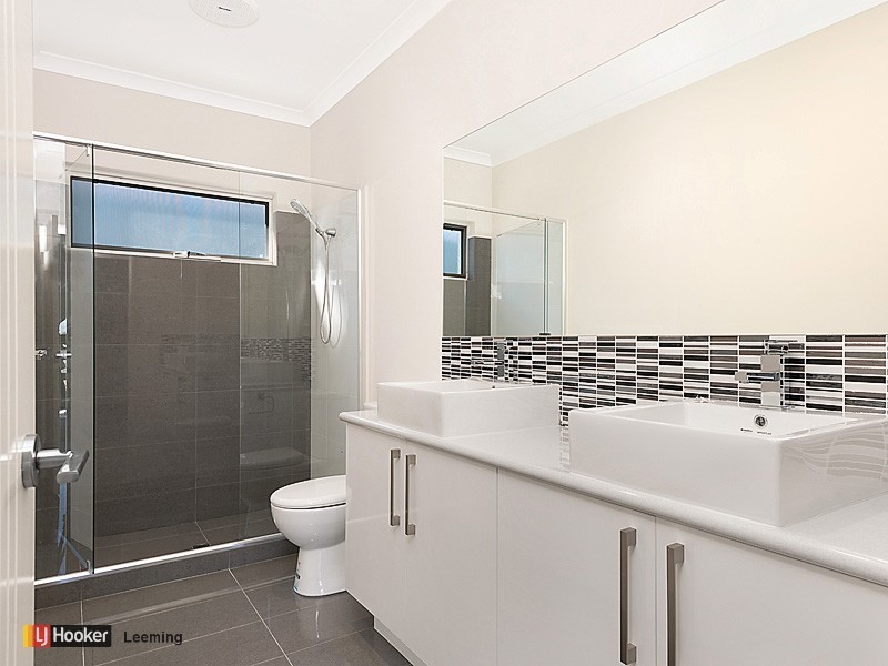 20A Clara Road, Hamilton Hill WA 6163