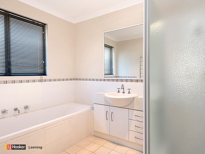 51 Peregrine Circle, Beeliar WA 6164