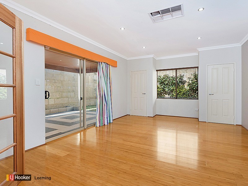 51 Peregrine Circle, Beeliar WA 6164