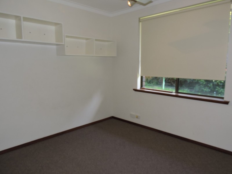 38 Nicholls Crescent, Bull Creek WA 6149
