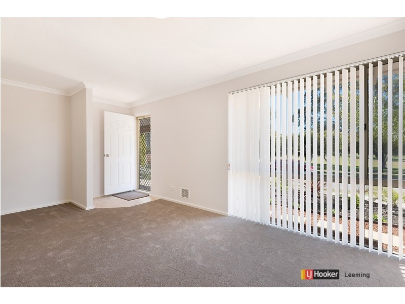9B Dundee Street, Leeming WA 6149
