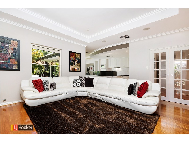 4 Carmody Court, Bull Creek WA 6149