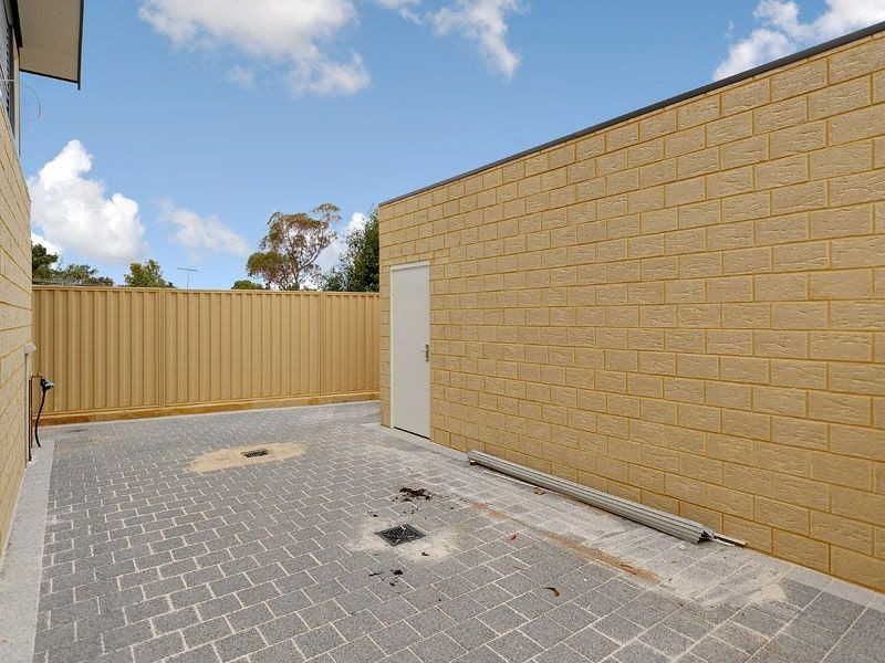 4/25 Southwell Crescent, Hamilton Hill WA 6163