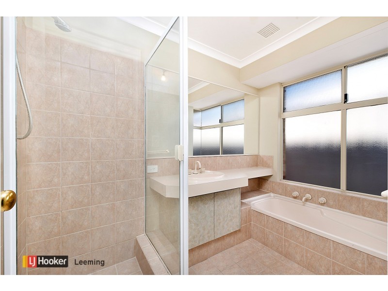 16 Millstream Place, Success WA 6164