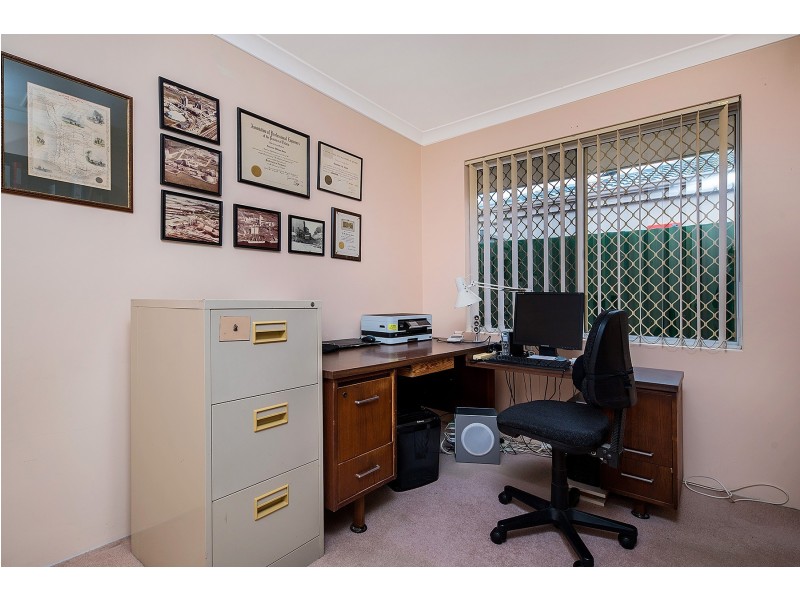 18 Ramsdale Loop, Leeming WA 6149