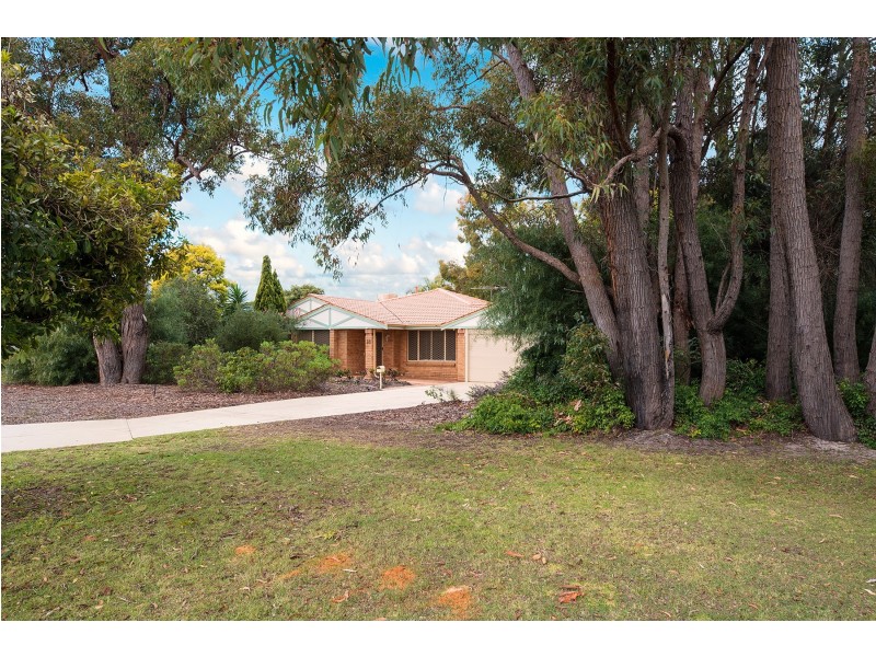 18 Ramsdale Loop, Leeming WA 6149