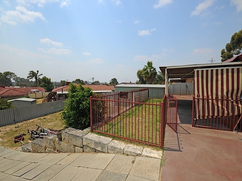 123 Plover Drive, Yangebup WA 6164