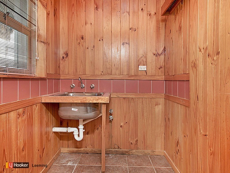 466 Riverton Drive East, Riverton WA 6148