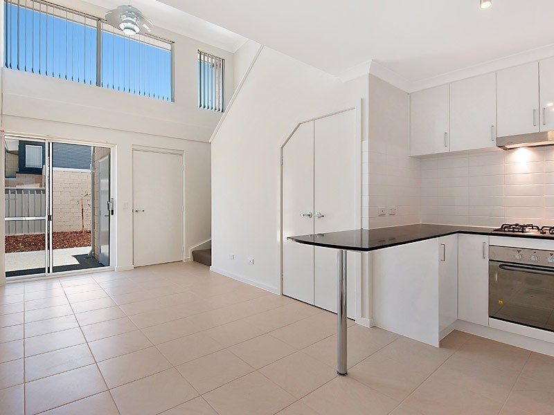 5/7 George Street, Rockingham WA 6168