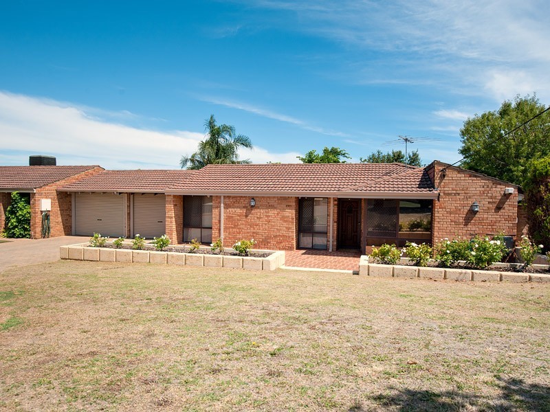 22B Blackthorne Crescent, South Lake WA 6164