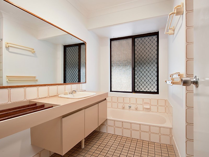 22B Blackthorne Crescent, South Lake WA 6164