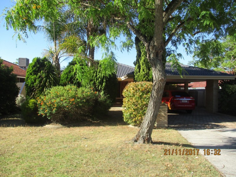 9 Brooke Gardens, Bateman WA 6150