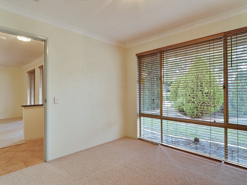 9 Brooke Gardens, Bateman WA 6150