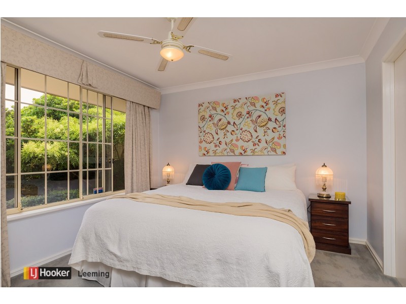 10 Beckley Circle, Leeming WA 6149