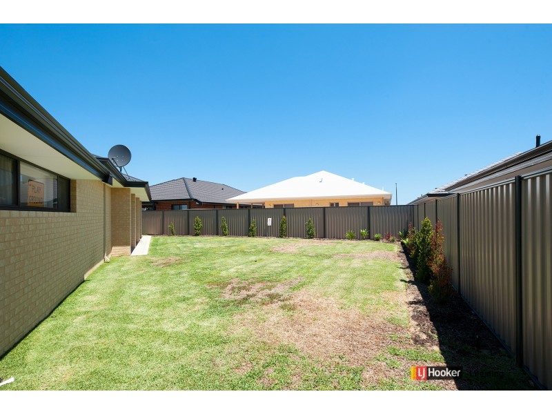 69 Villatella Gardens, Piara Waters WA 6112