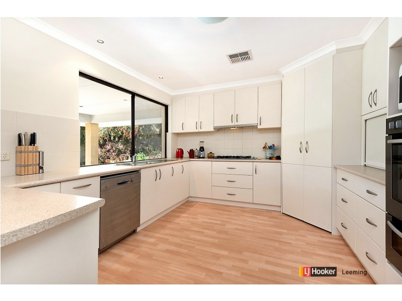 16 London Way, Bateman WA 6150