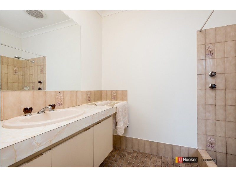 16 London Way, Bateman WA 6150