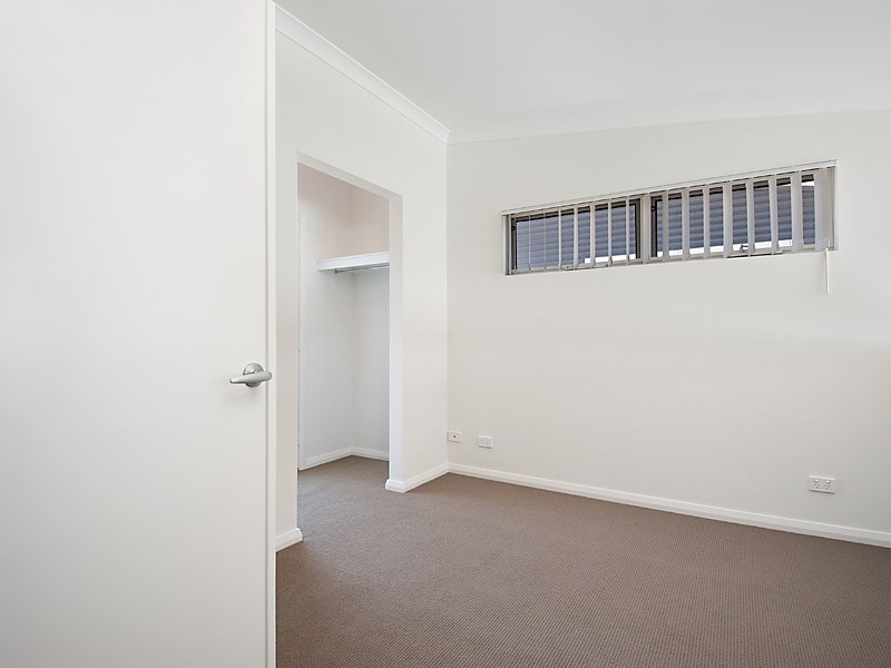 7/1 Positano Crescent, Yangebup WA 6164