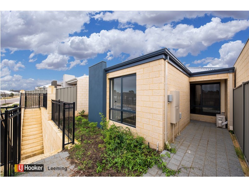 15 Corton Approach, Wellard WA 6170