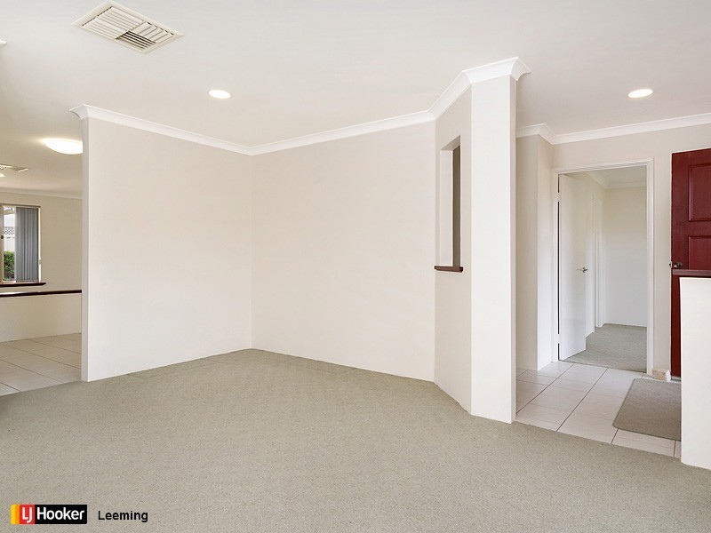 11B Sentinel Gardens, Leeming WA 6149