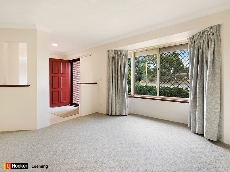 11B Sentinel Gardens, Leeming WA 6149