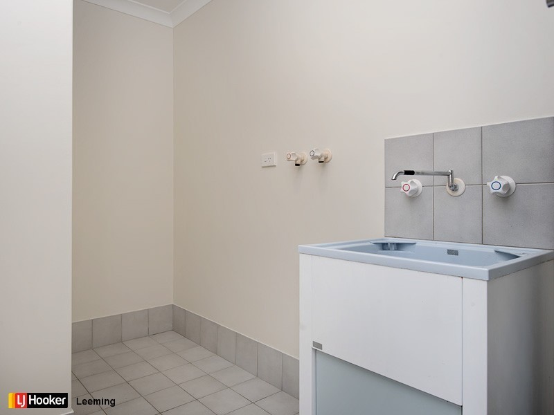 11B Sentinel Gardens, Leeming WA 6149