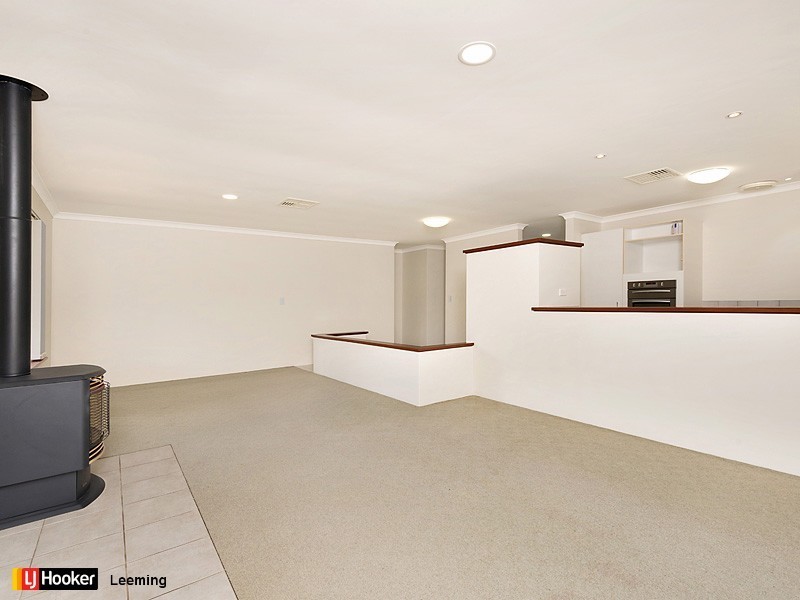 11B Sentinel Gardens, Leeming WA 6149