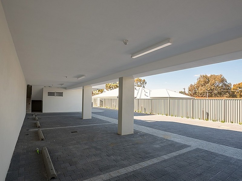 3/9 Orleans Street, Spearwood WA 6163