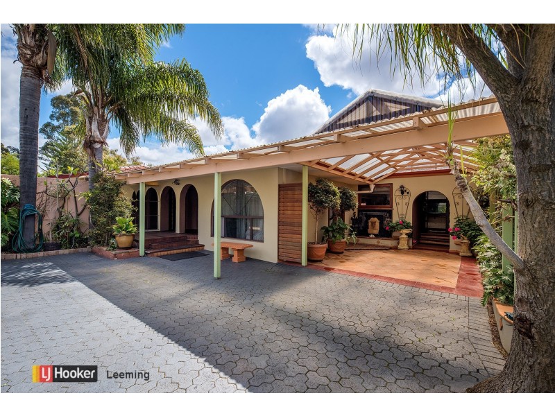 27 Matthew Avenue, Leeming WA 6149