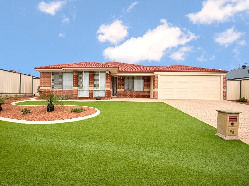 38 Wimbledon Street, Bertram WA 6167