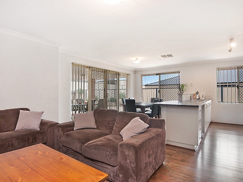 38 Wimbledon Street, Bertram WA 6167