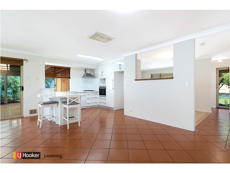 33B Dundee Street, Leeming WA 6149
