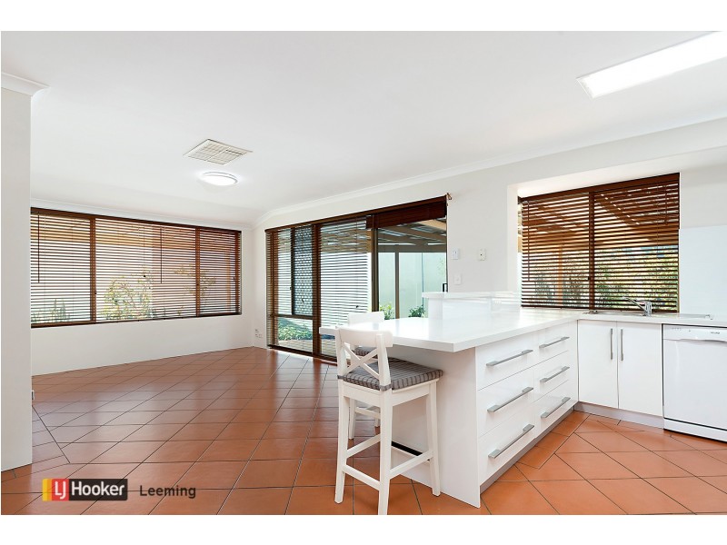 33B Dundee Street, Leeming WA 6149