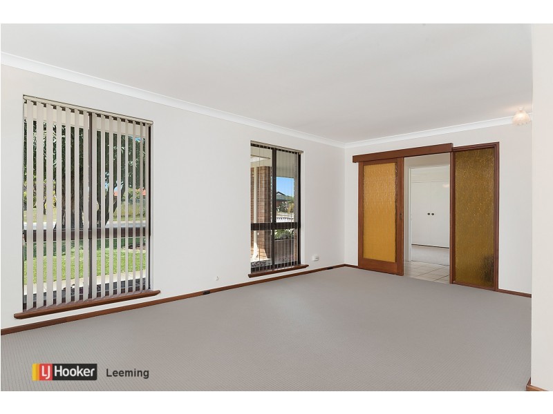 50 Greenway Avenue, Thornlie WA 6108