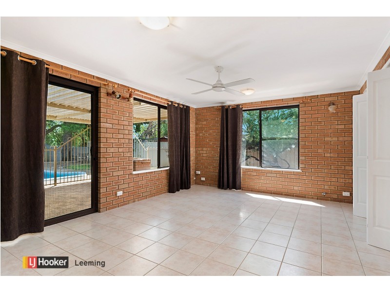 50 Greenway Avenue, Thornlie WA 6108