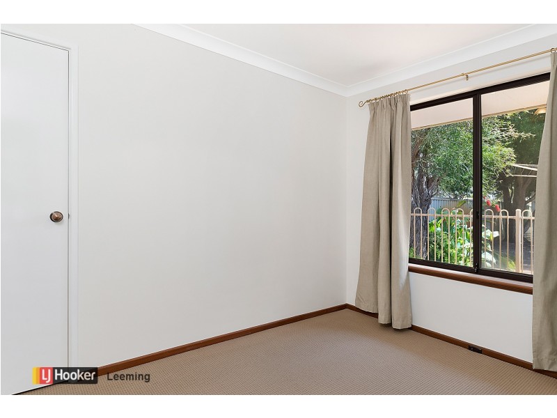 50 Greenway Avenue, Thornlie WA 6108