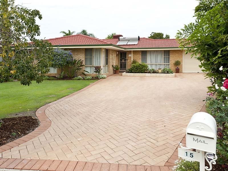 15 Macquarie Way, Willetton WA 6155