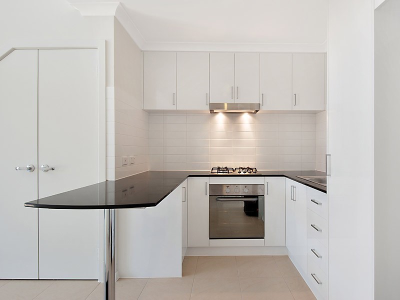 10/7 George Street, Rockingham WA 6168