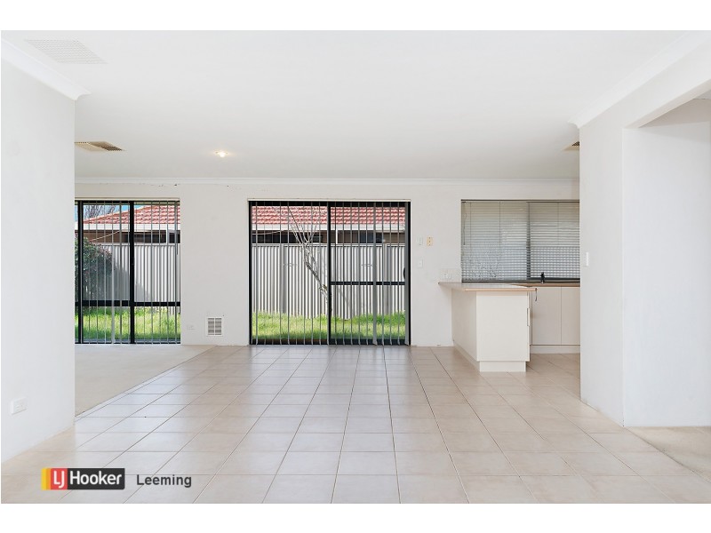 14 Bundera Road, Southern River WA 6110