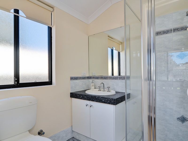 19 Cornell Place, East Cannington WA 6107