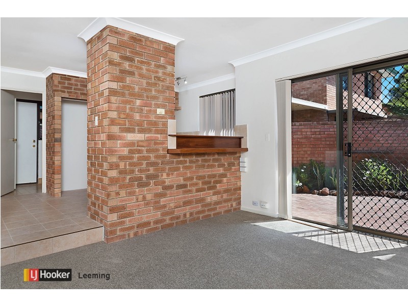 4/139 Darley Circle, Bull Creek WA 6149