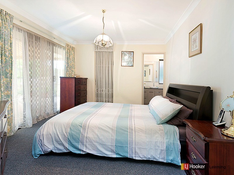 1 Anscombe Loop, Leeming WA 6149