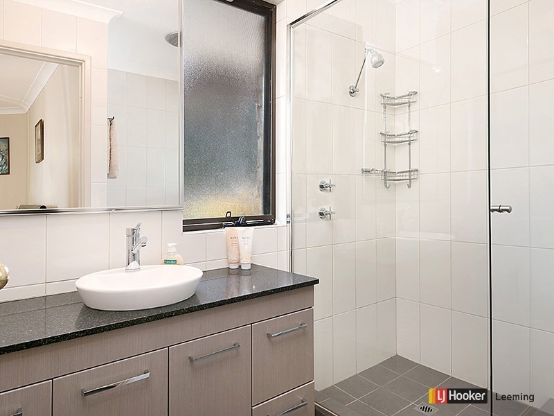 1 Anscombe Loop, Leeming WA 6149