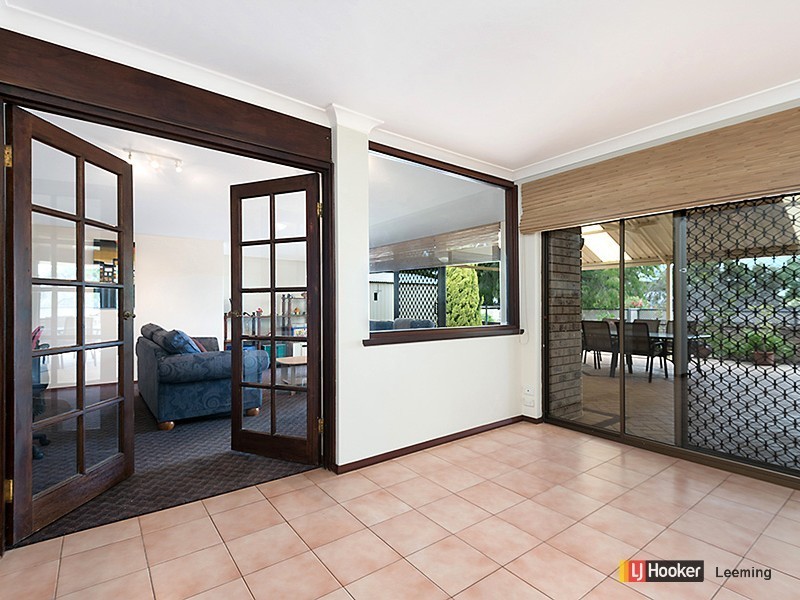 1 Anscombe Loop, Leeming WA 6149