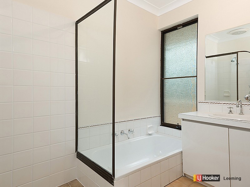 1 Anscombe Loop, Leeming WA 6149