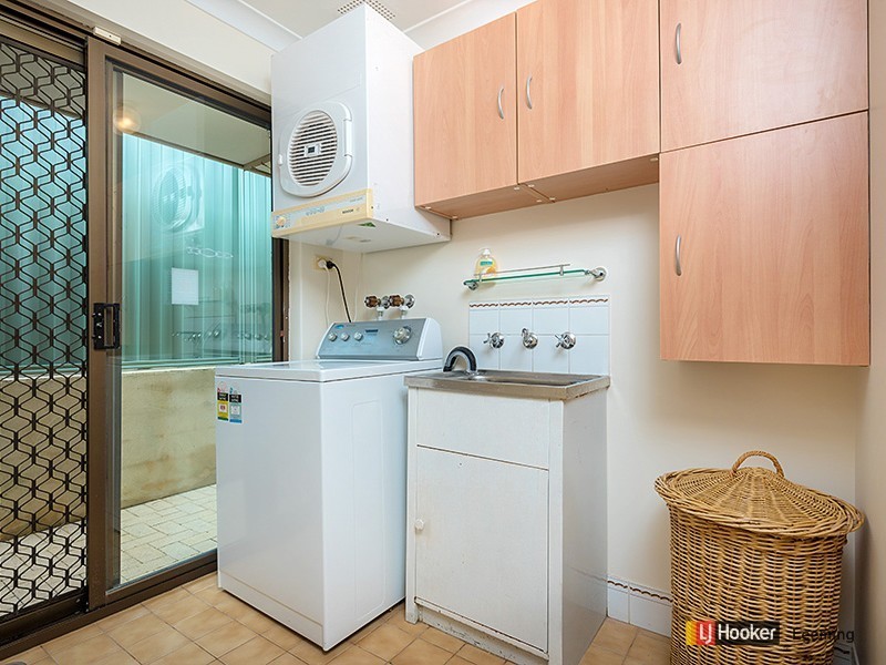 1 Anscombe Loop, Leeming WA 6149