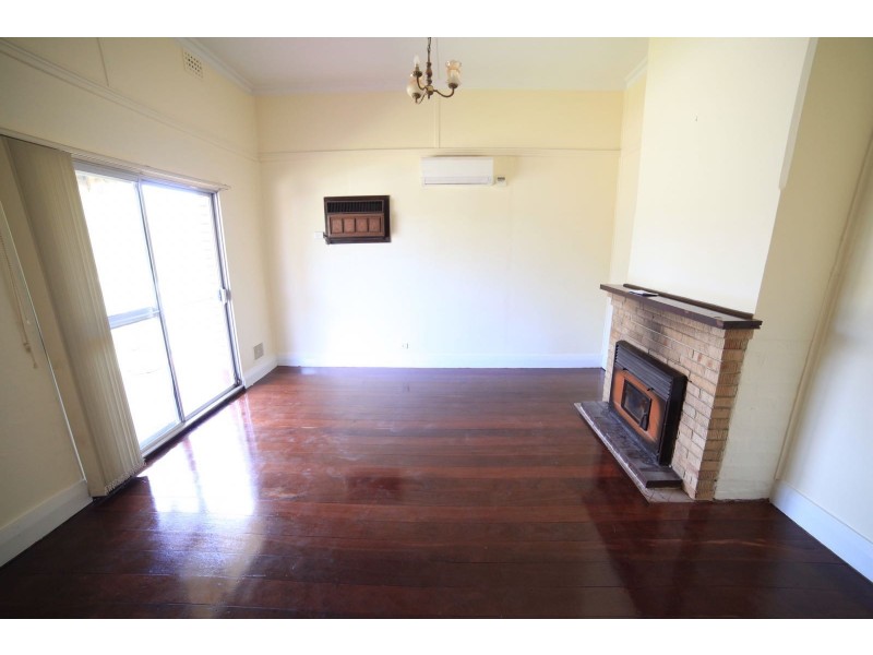 3 Gladstone Road, Rivervale WA 6103